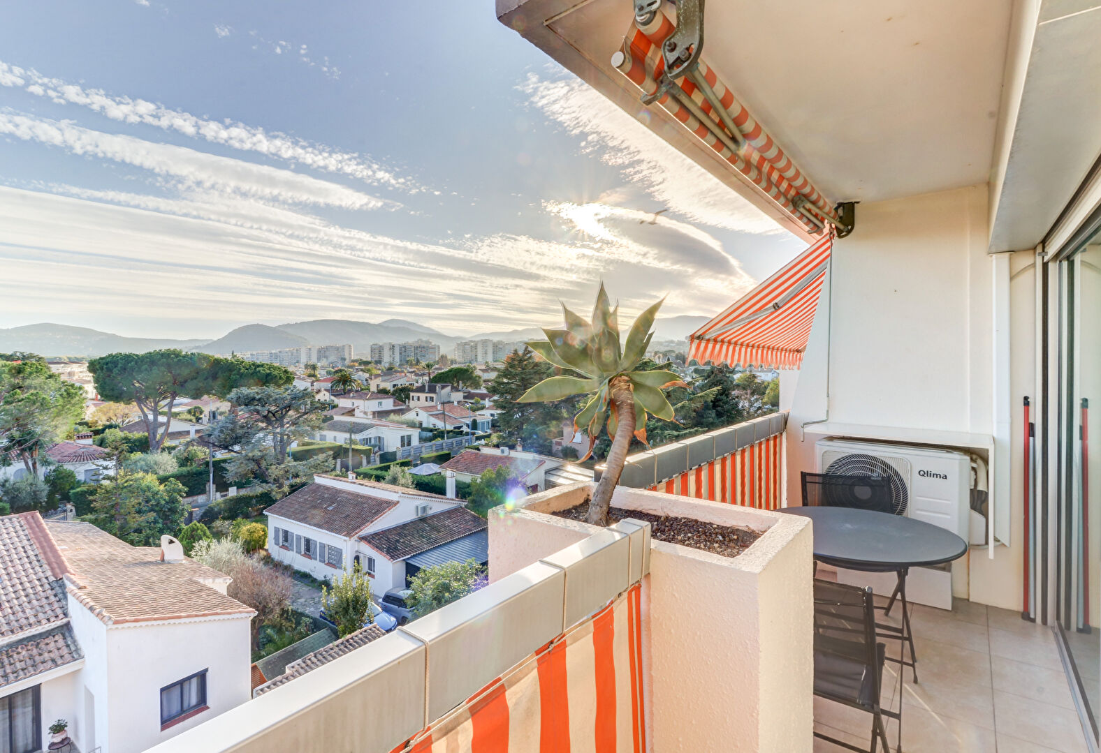 Appartement MANDELIEU LA NAPOULE (06210) 1 pièce 28.70 m²