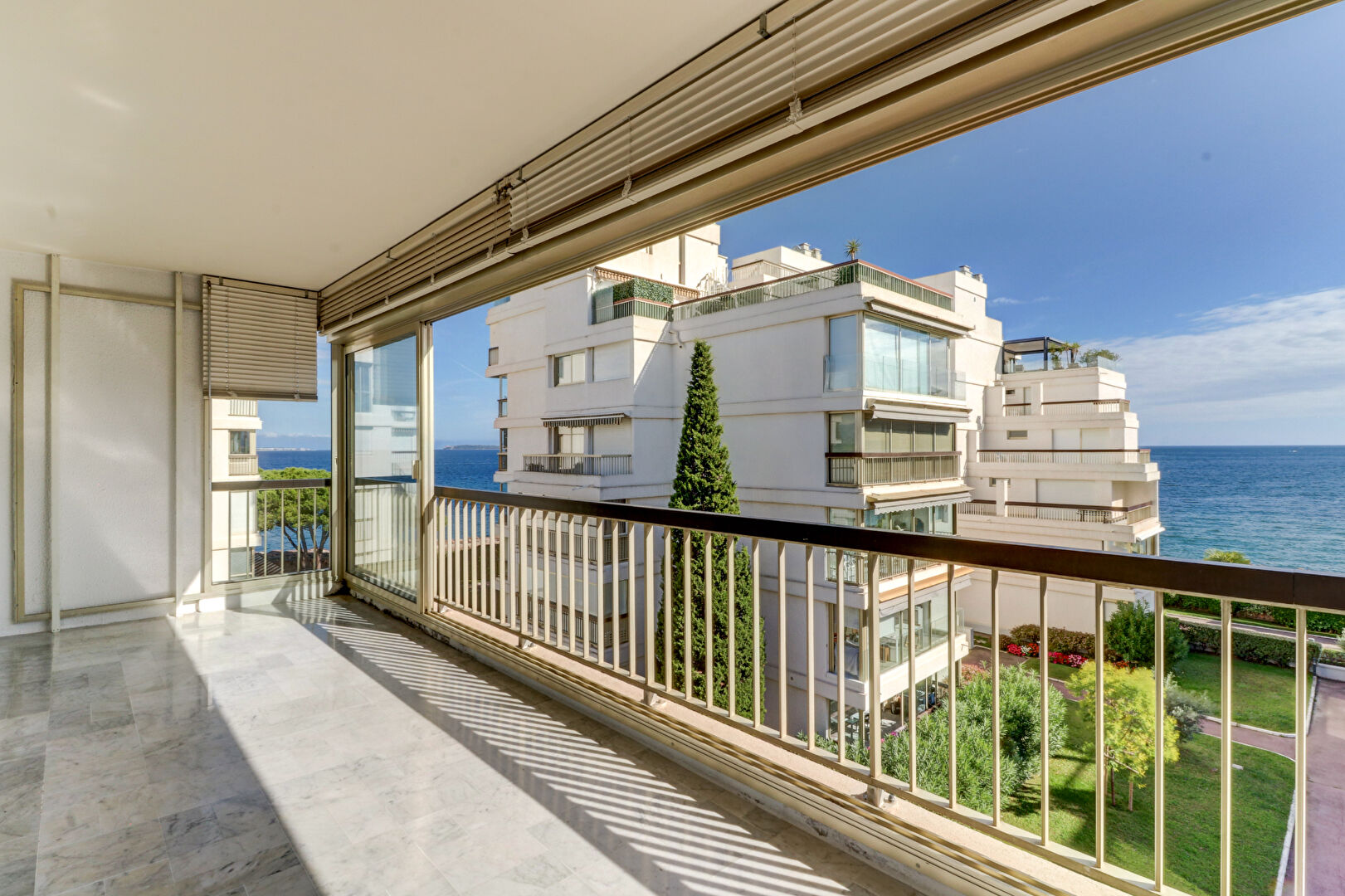 Appartement MANDELIEU LA NAPOULE (06210) 2 pièces 51.00 m²