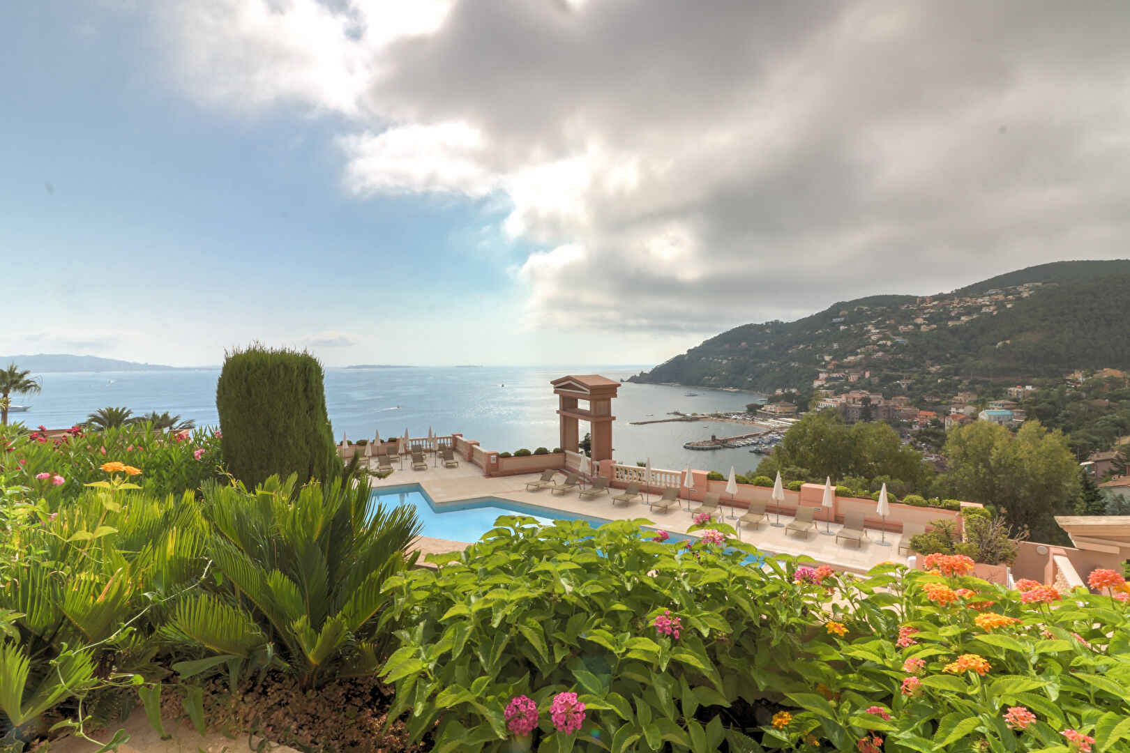 Appartement THEOULE SUR MER (06590) 3 pièces 81.39 m²