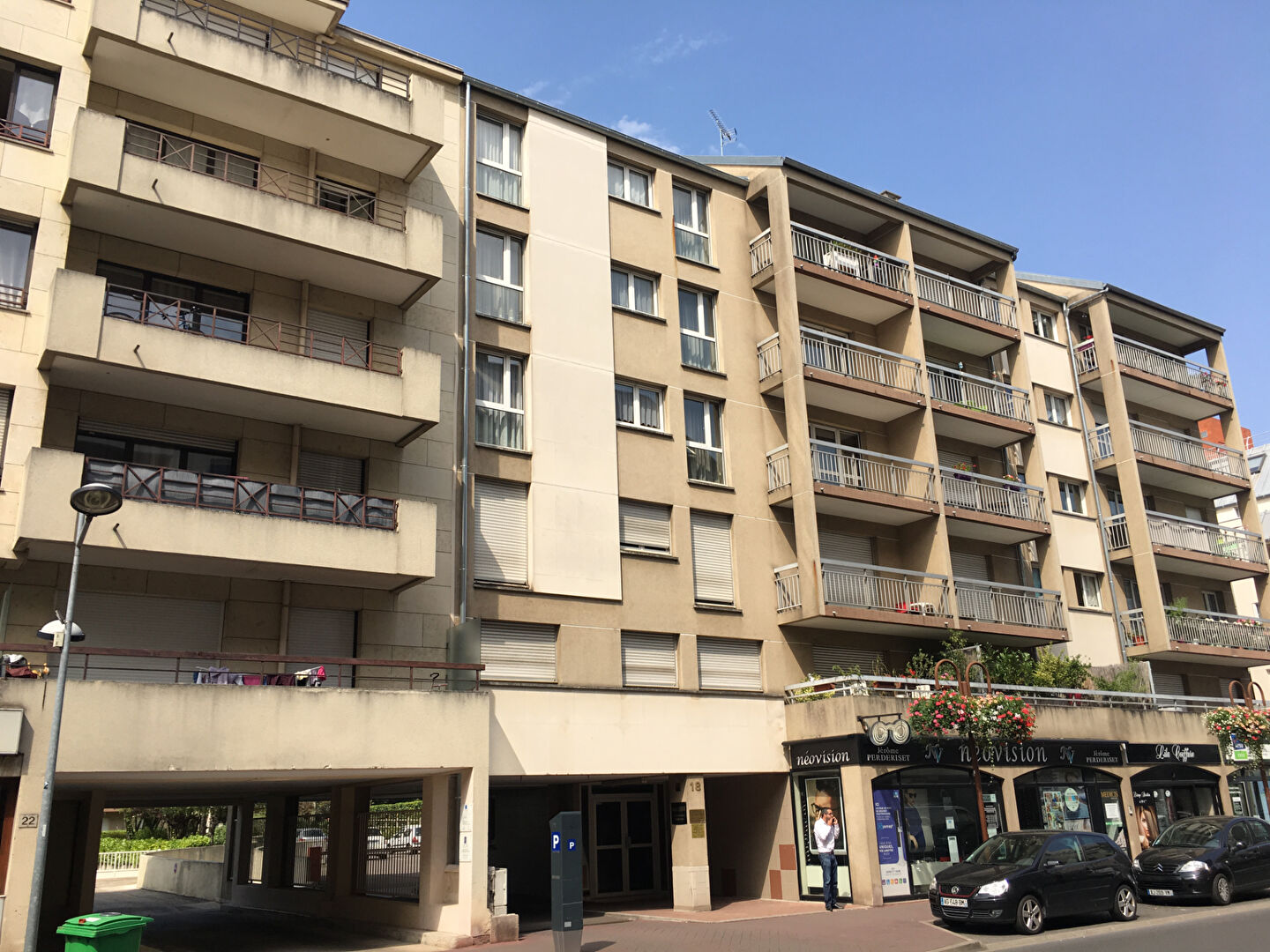 Parking / box ERMONT (95120)