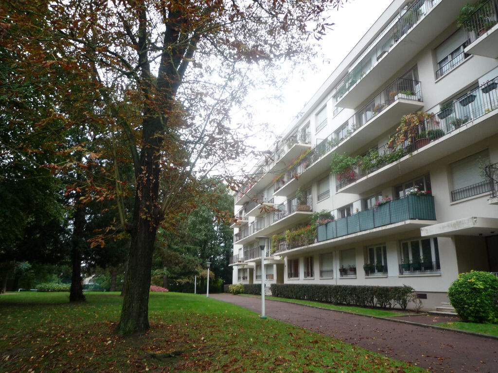 Appartement LE PLESSIS BOUCHARD (95130) 2 pi&egrave;ces 50.06 m&sup2;