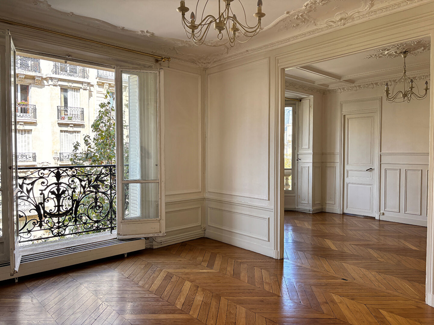 Appartement PARIS (75007) 5 pièces 95.74 m²