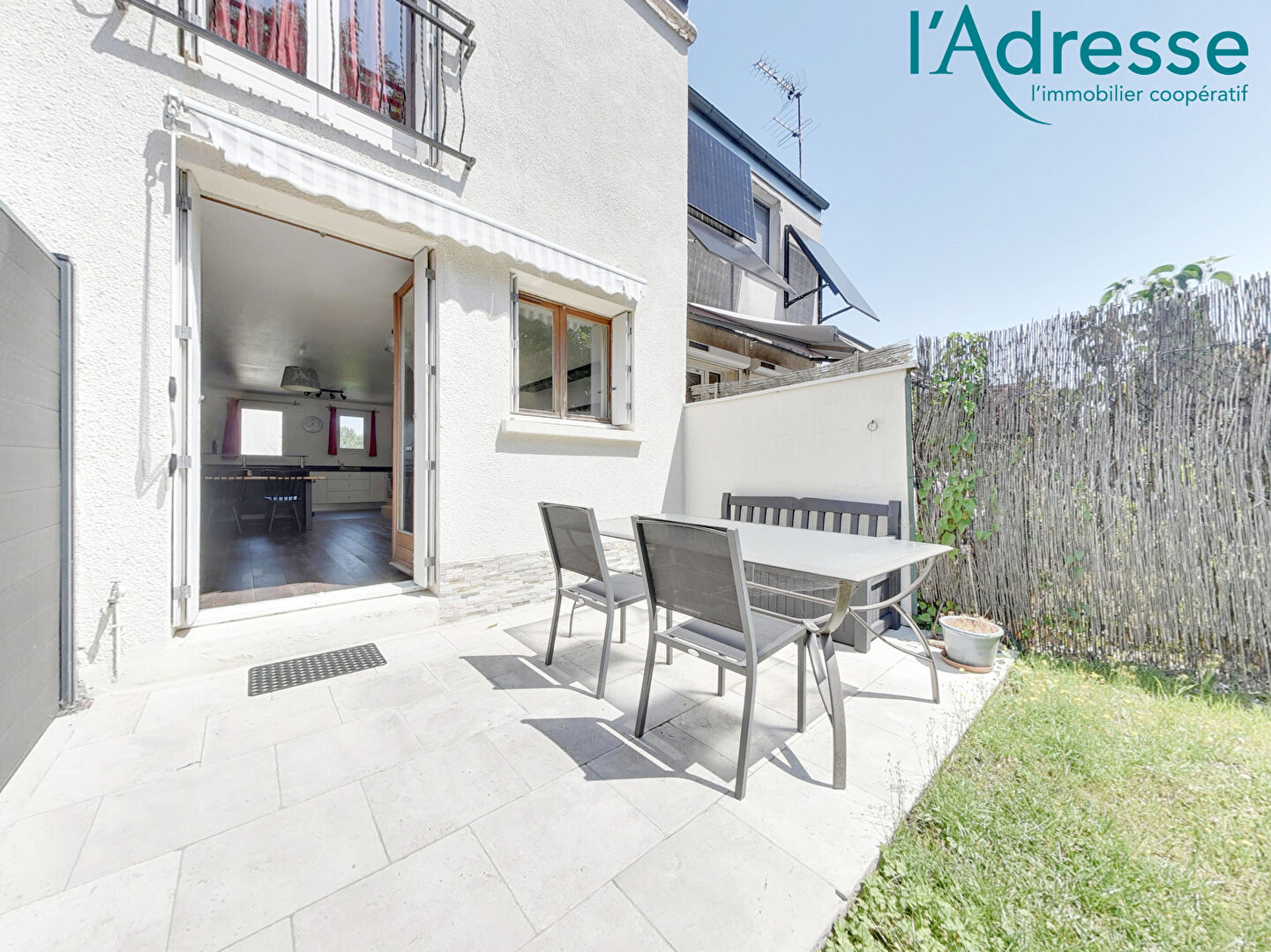à 5 km de Chennevières-sur-Marne 336 000 € Maison 4 pièces , 2 chambres 70.00 m² Avec terrassegarage/box Voir le bien