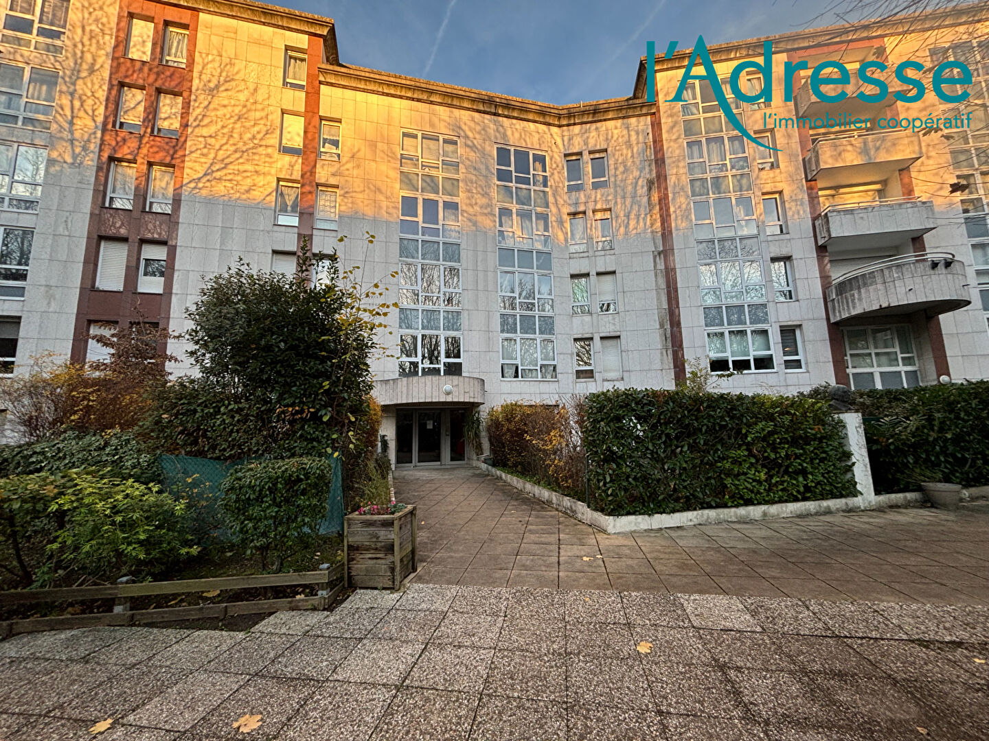 Appartement NOISY LE GRAND (93160) 2 pièces 50.00 m²