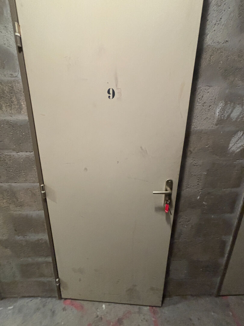 Cave BONDY (93140) 3.00 m&sup2;