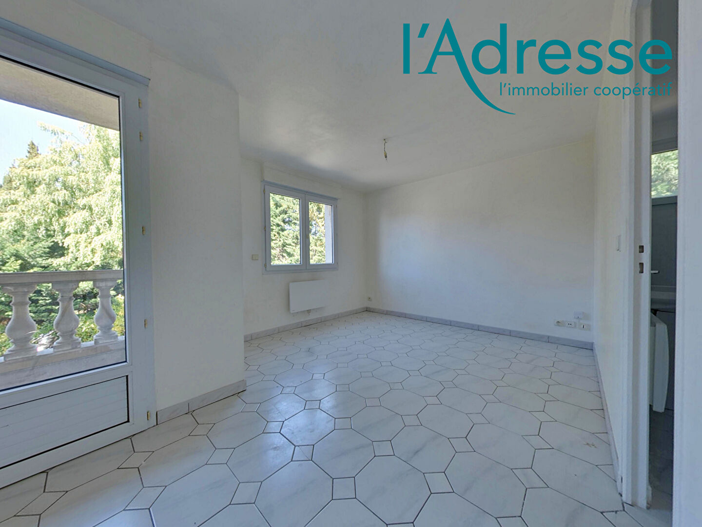 Appartement NOISY LE GRAND (93160) 1 pièce 25.00 m²