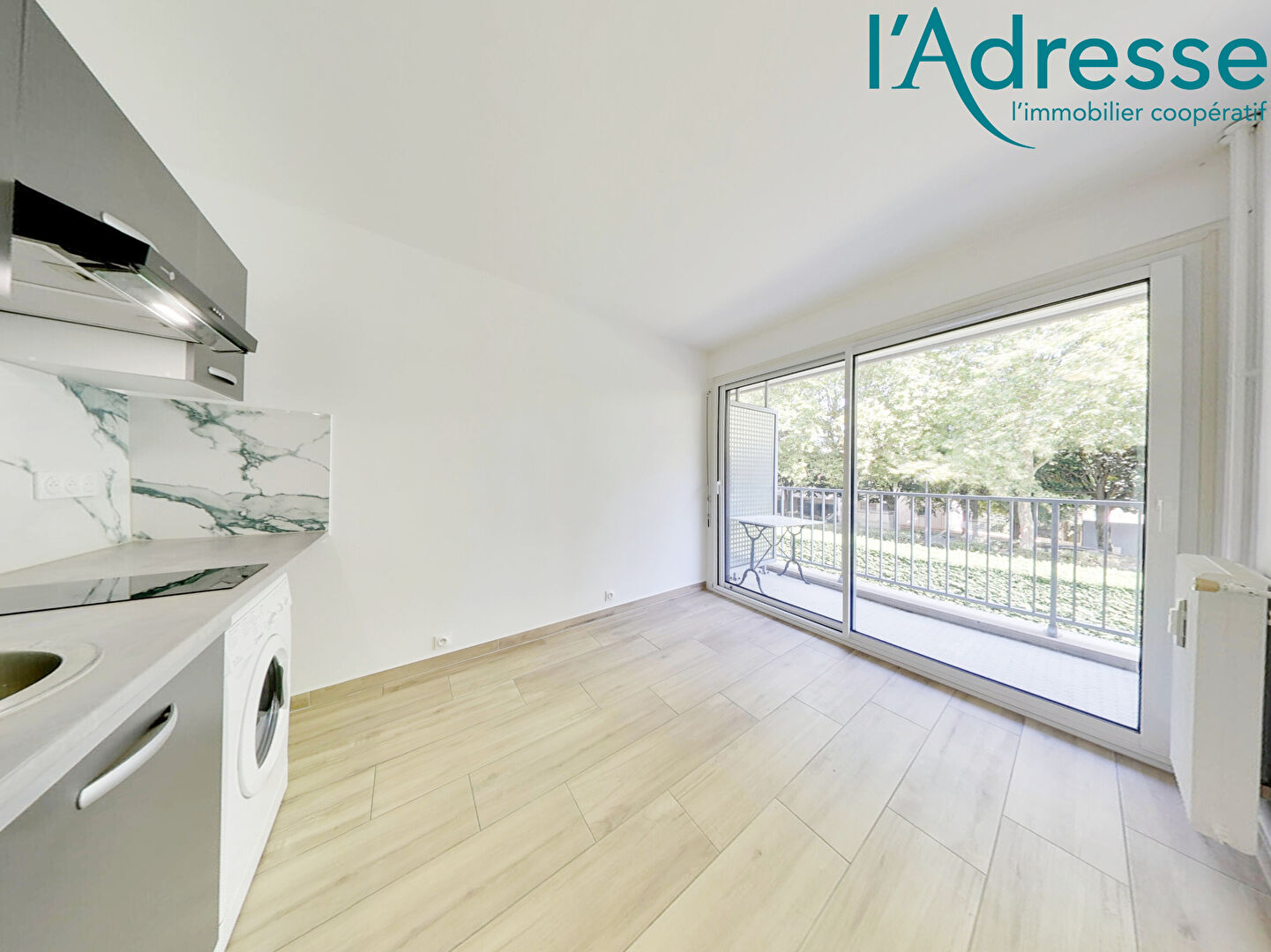 à 7 km de Bonneuil-sur-Marne 750 € / mois cc Appartement 1 pièce , 1 chambre 12.41 m² Avec balcon Voir le bien