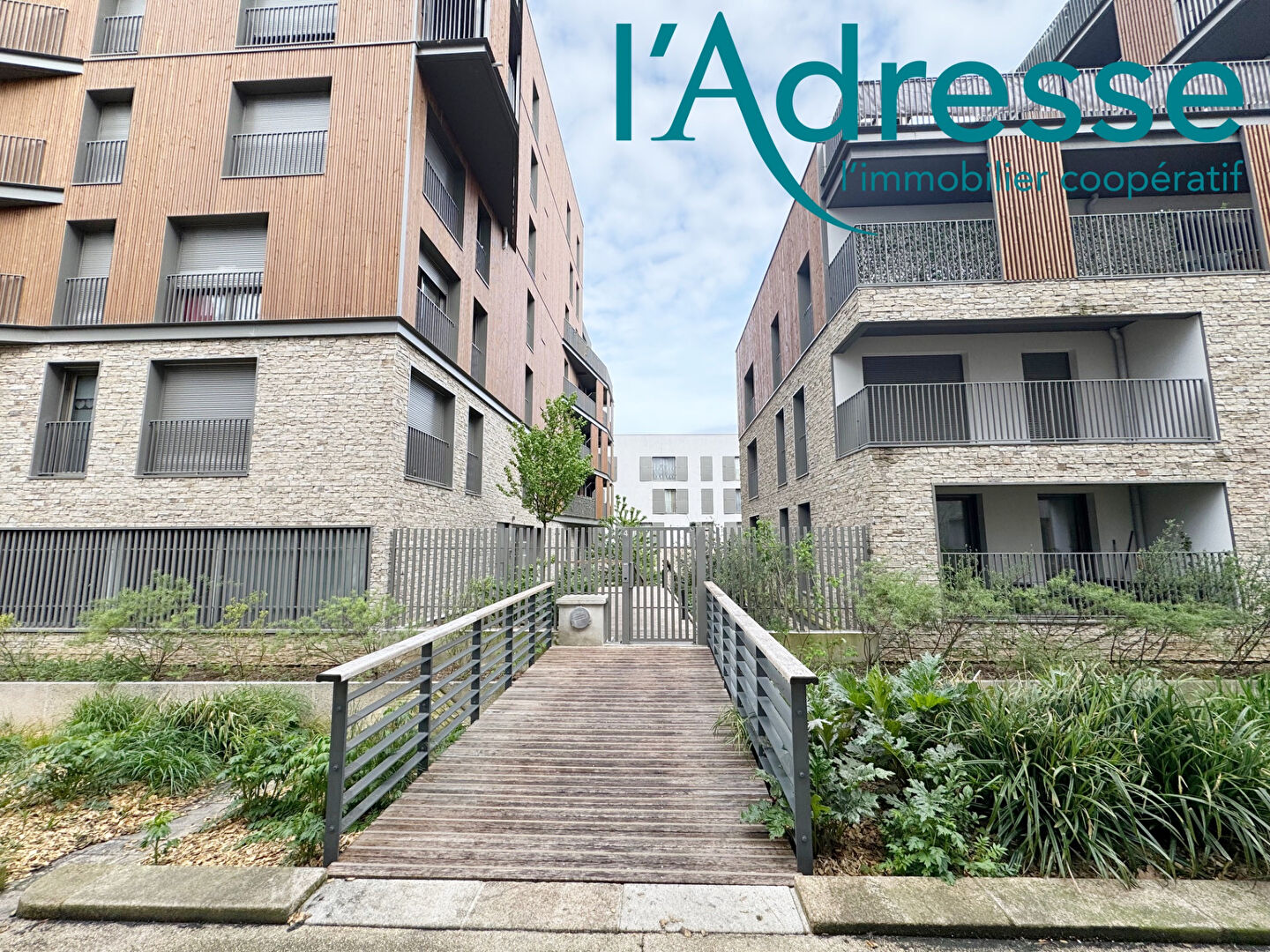 Appartement NOISY LE GRAND (93160) 1 pièce 30.00 m²