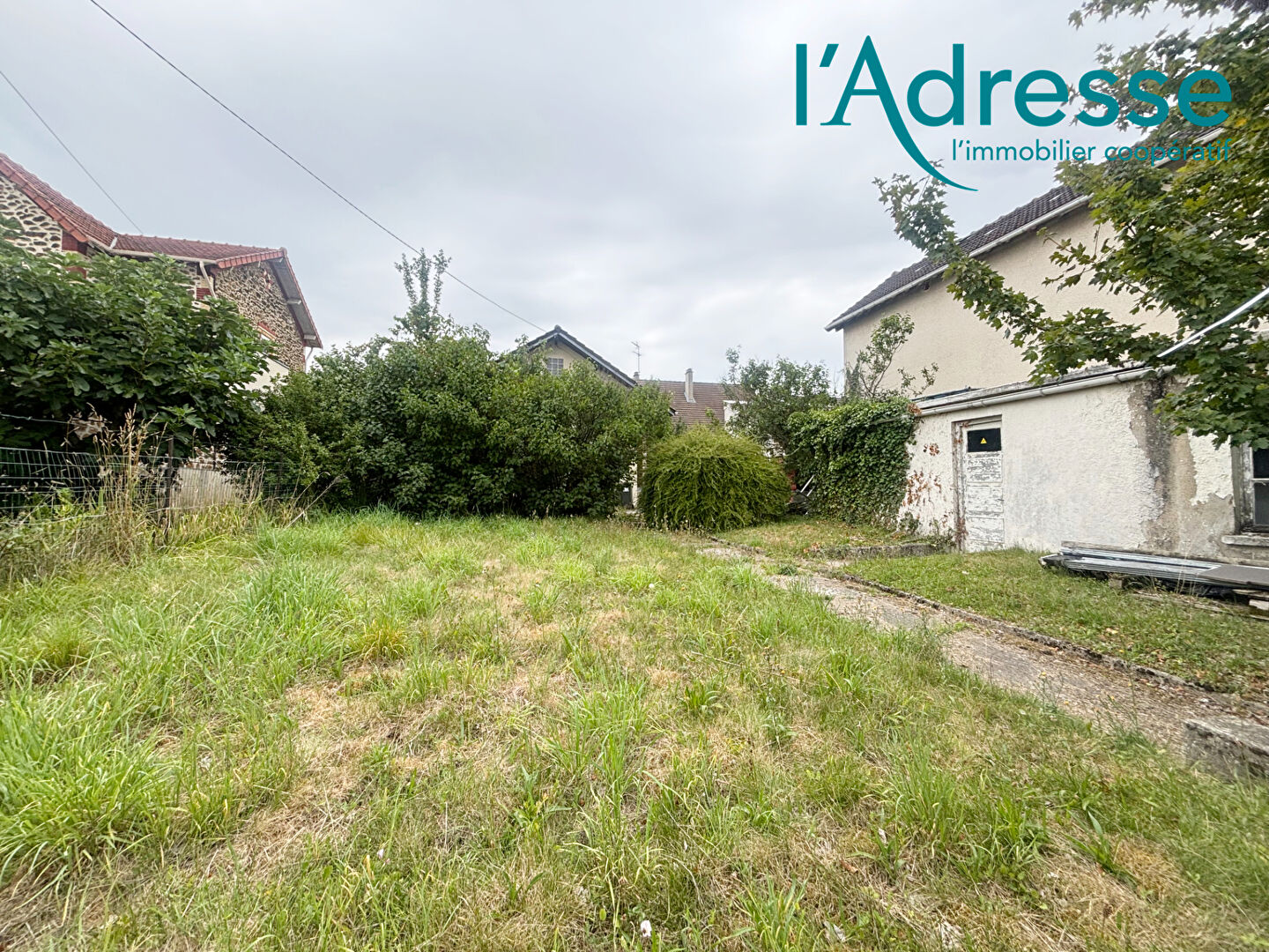 Terrain NOISY LE GRAND (93160) 2 pièces 374.00 m²