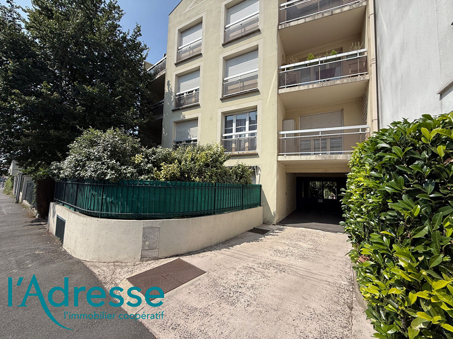 Appartement NOISY LE GRAND (93160) 1 pièce 28.00 m²