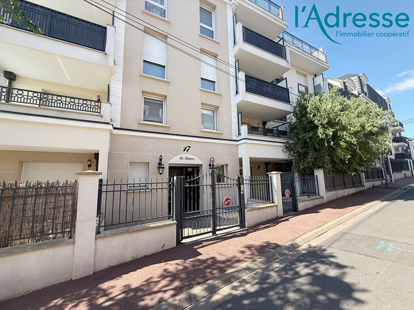 Appartement NOISY LE GRAND (93160) 1 pièce 25.00 m²