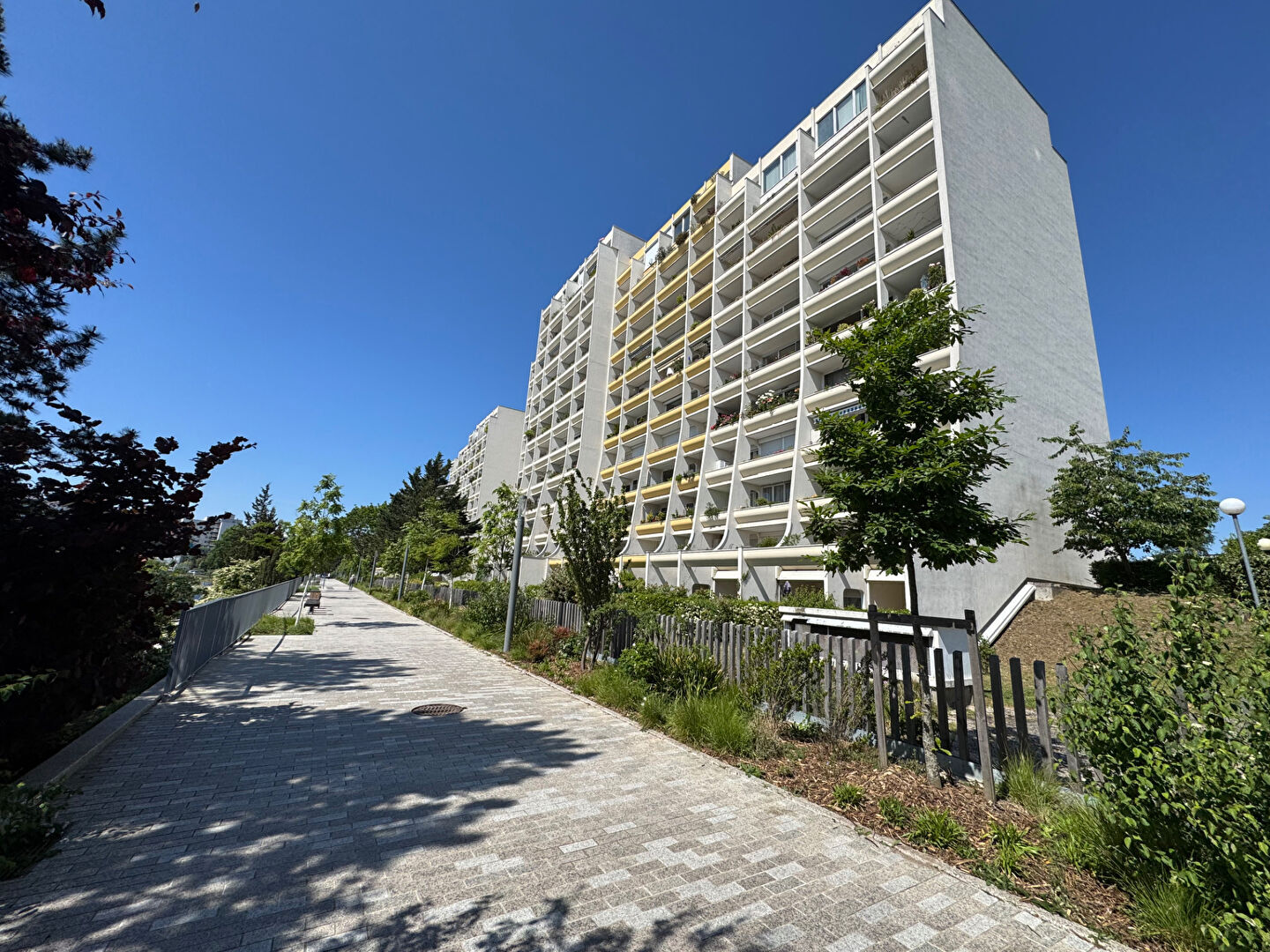 Appartement NOISY LE GRAND (93160) 4 pièces 85.00 m²