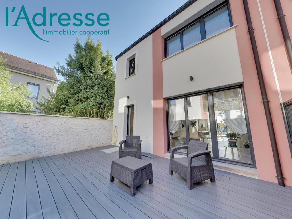 Appartement CHAMPS SUR MARNE (77420) 5 pièces 102.00 m²