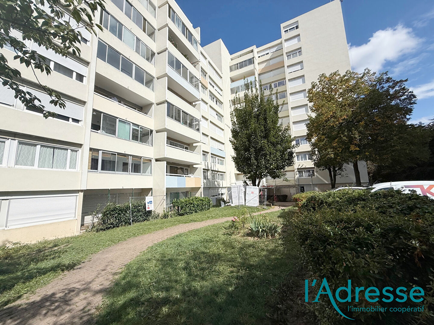 Appartement NOISY LE GRAND (93160) 4 pièces 80.00 m²