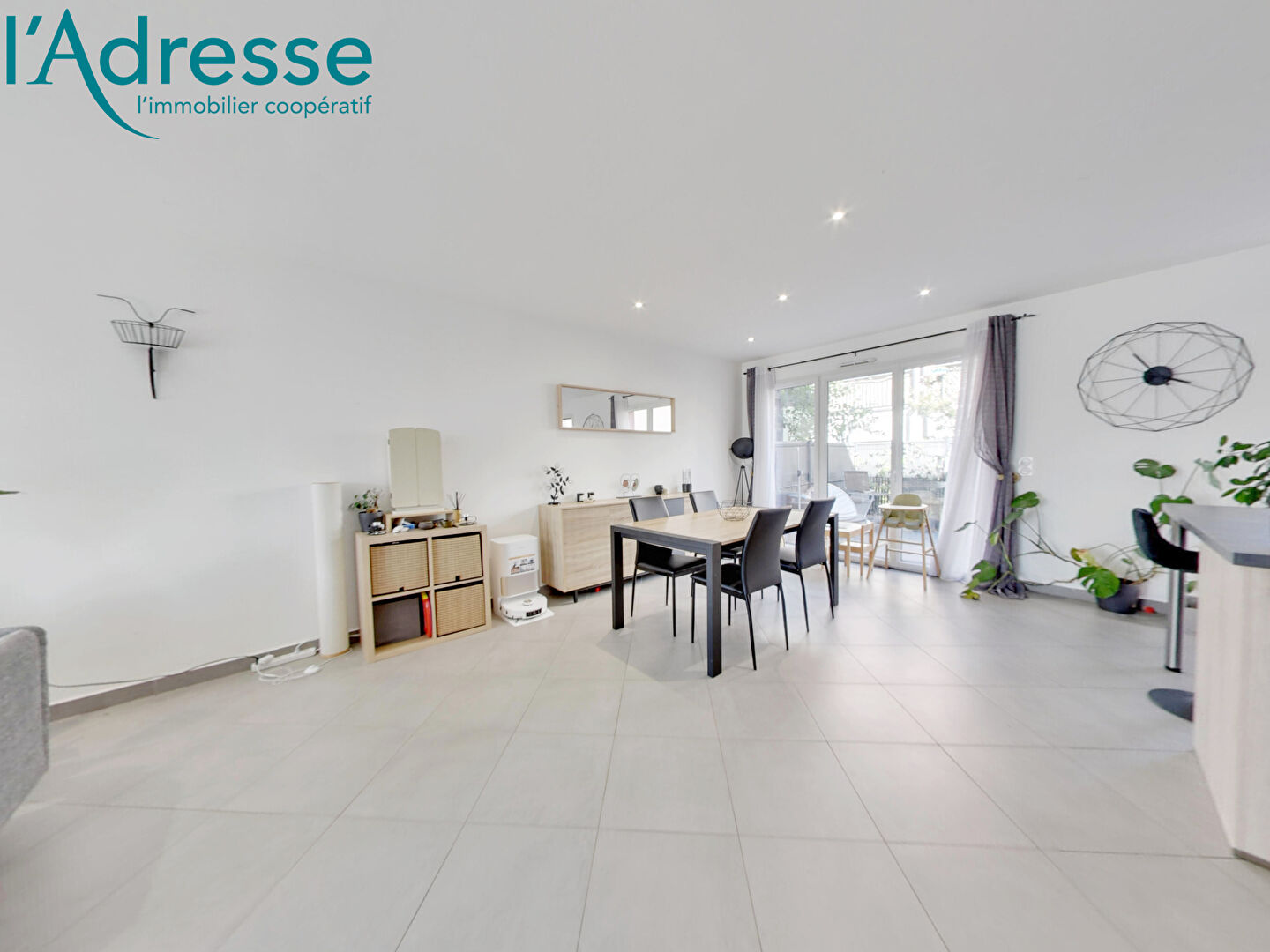 Appartement CHAMPS SUR MARNE (77420) 5 pièces 102.00 m²
