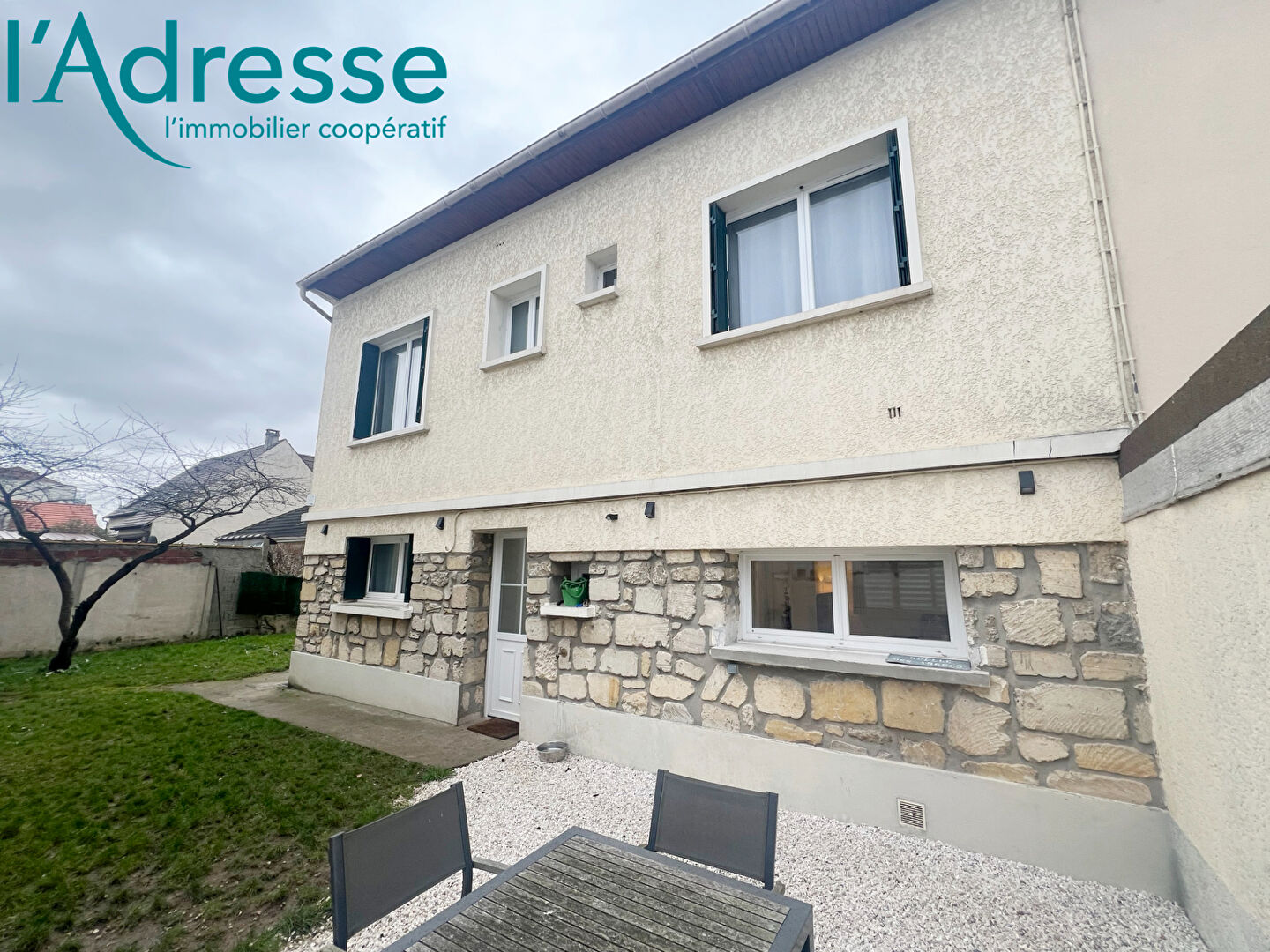 Immeuble NOISY LE GRAND (93160) 10 pi&egrave;ces 210.00 m&sup2;