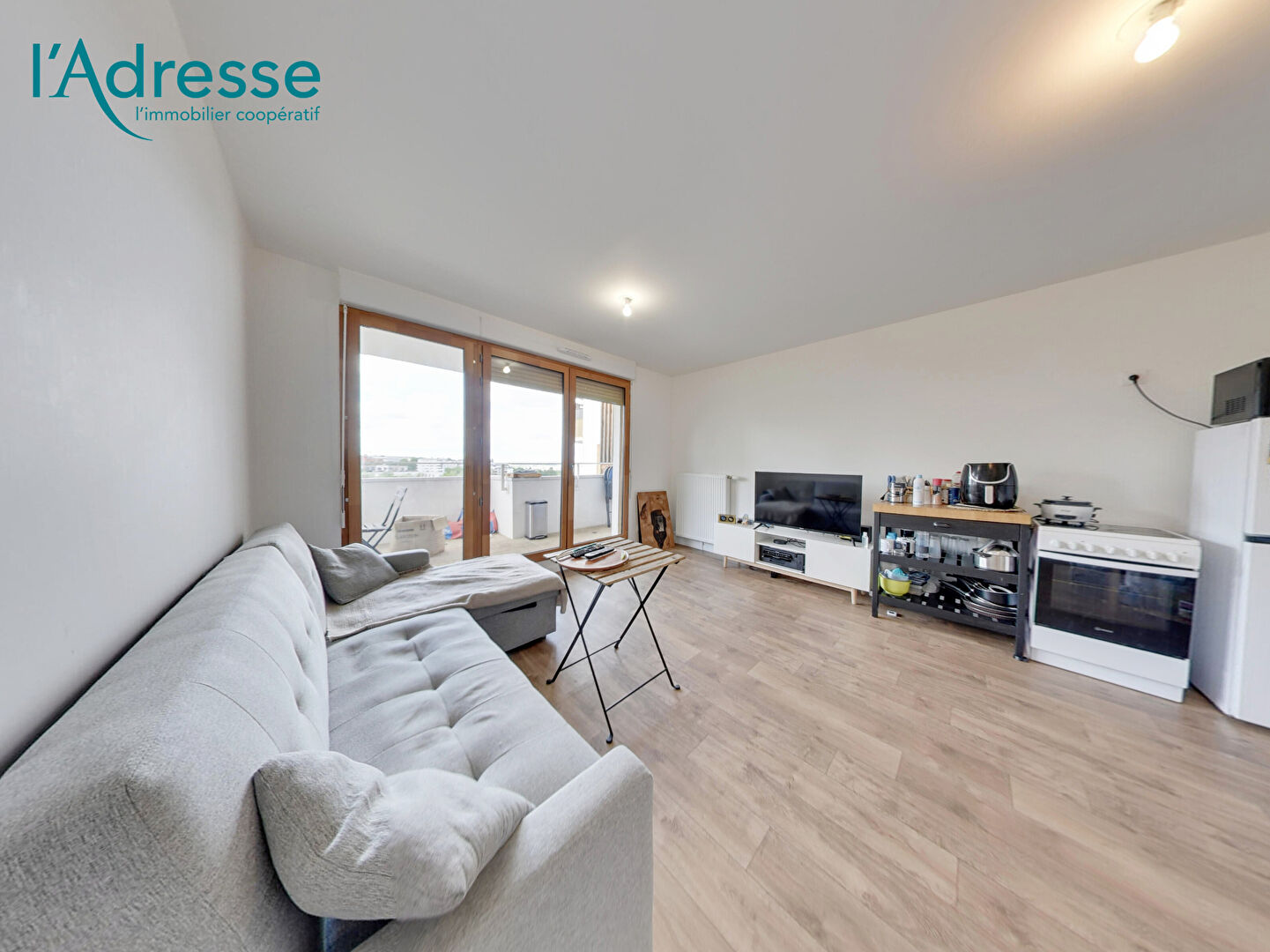 Noisy-le-Grand (93) Exclusif 235 000 € Appartement 2 pièces , 1 chambre 40.00 m² Avec balconterrasse Voir le bien