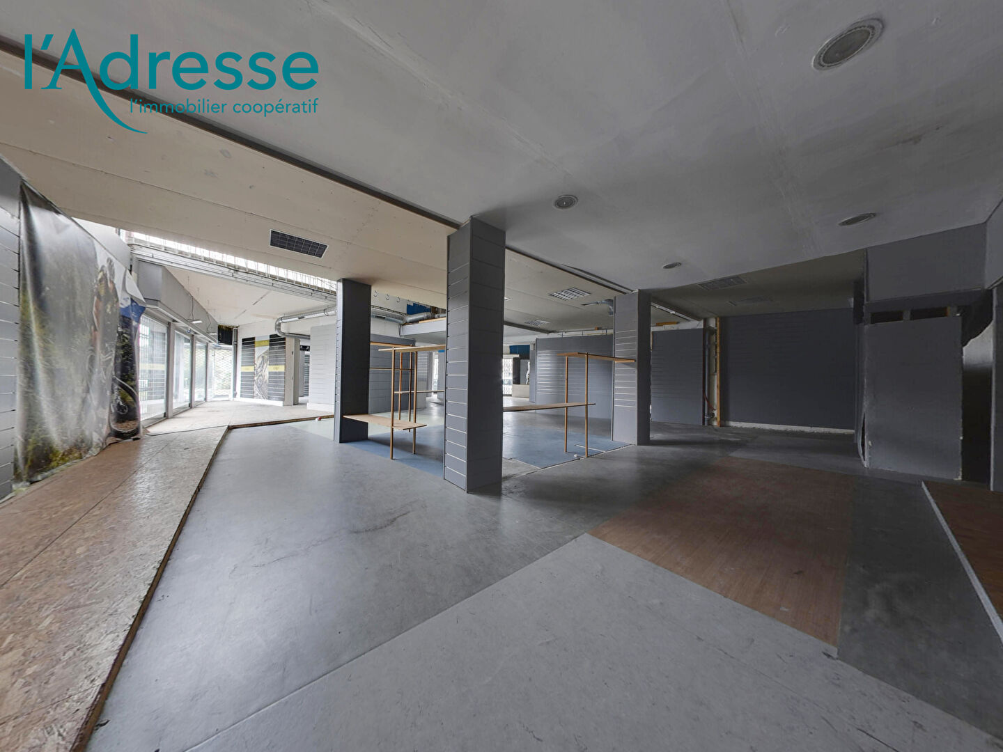 Immeuble NOISY LE GRAND (93160) 10 pi&egrave;ces 422.46 m&sup2;