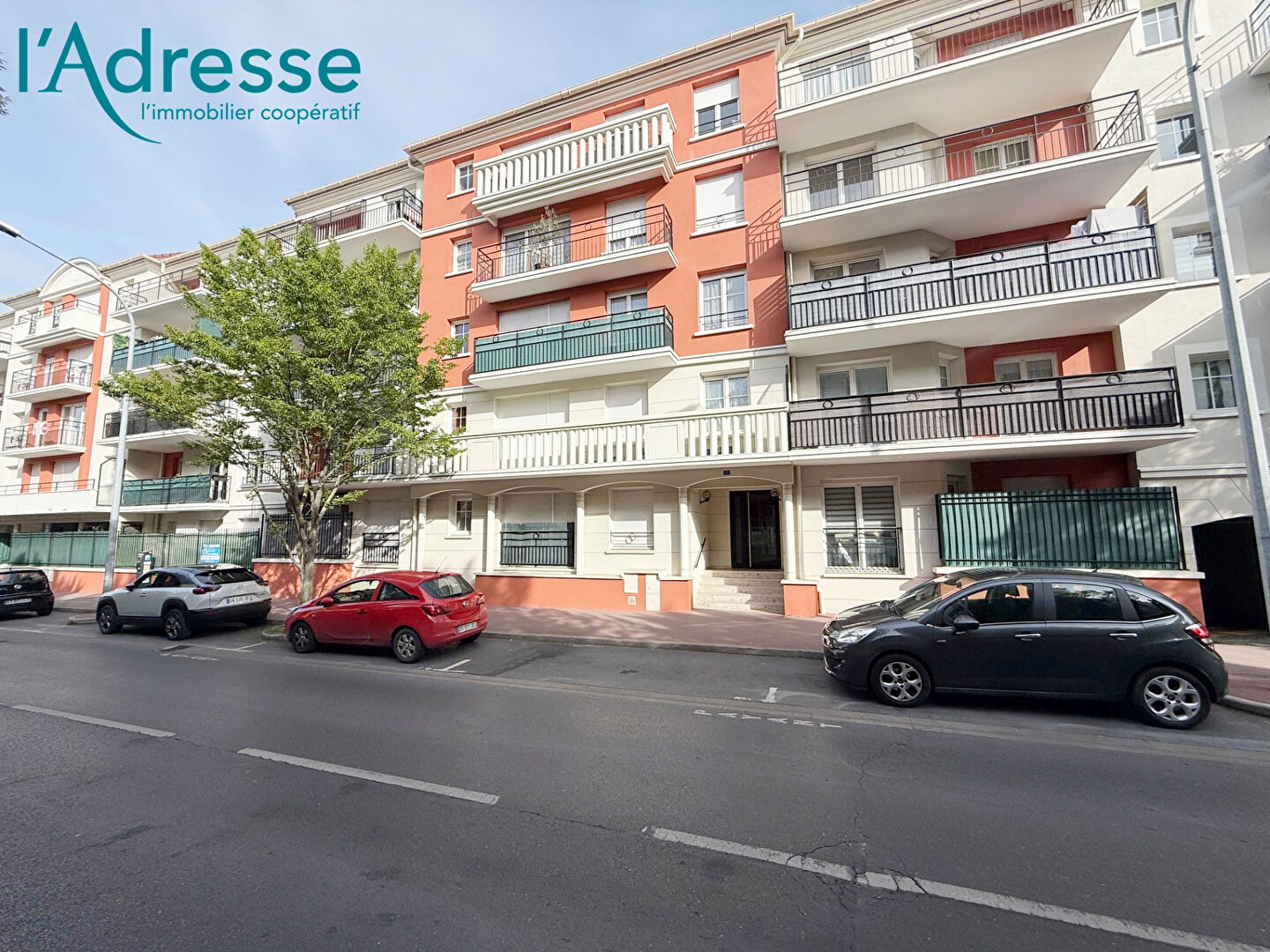 Noisy-le-Grand (93) 244 000 € Appartement 3 pièces , 2 chambres 54.00 m² Avec terrasse Voir le bien