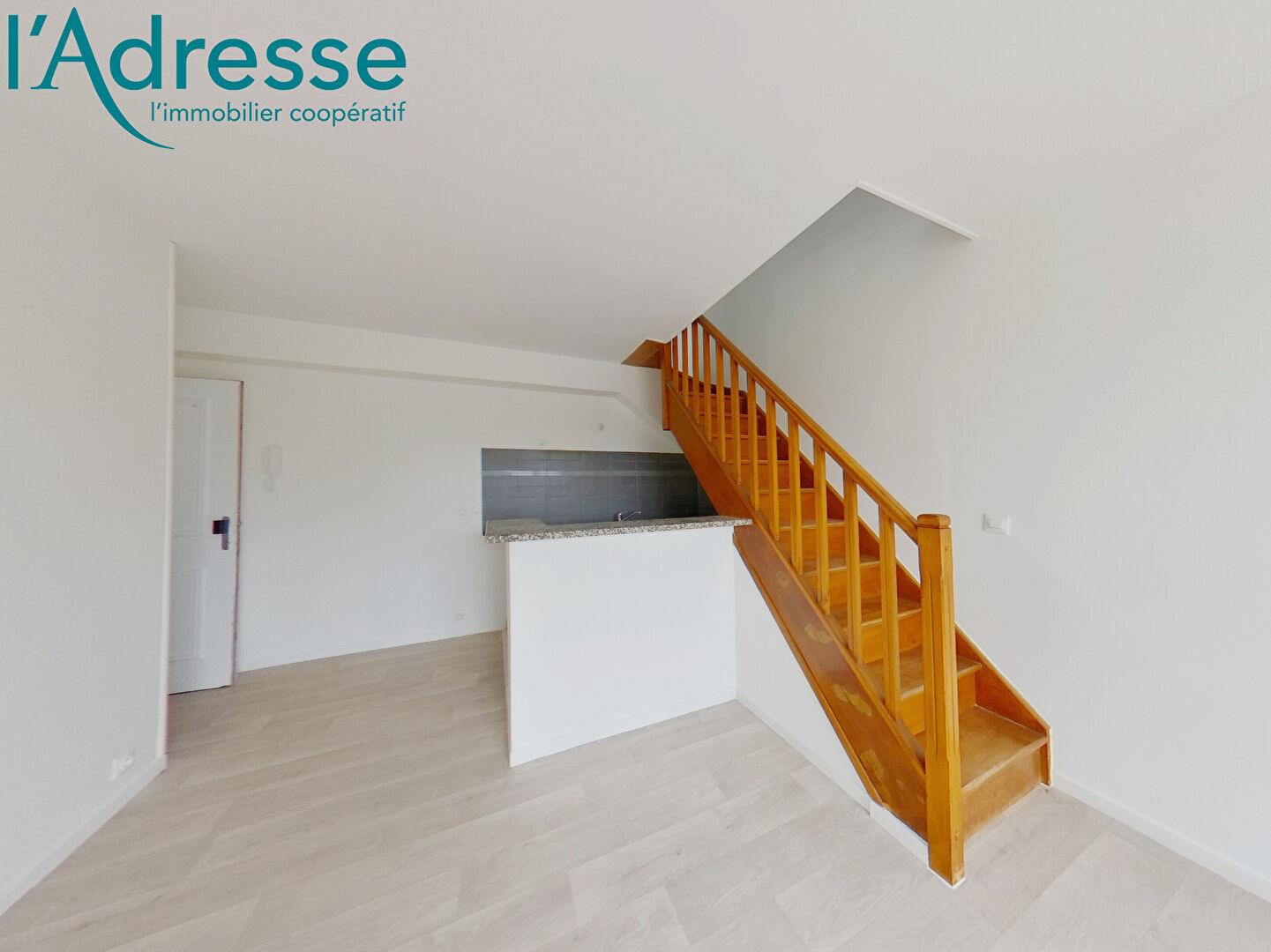 Garges-lès-Gonesse (95) 770 € / mois cc Appartement 2 pièces , 1 chambre 34.20 m² Avec garage/box Voir le bien