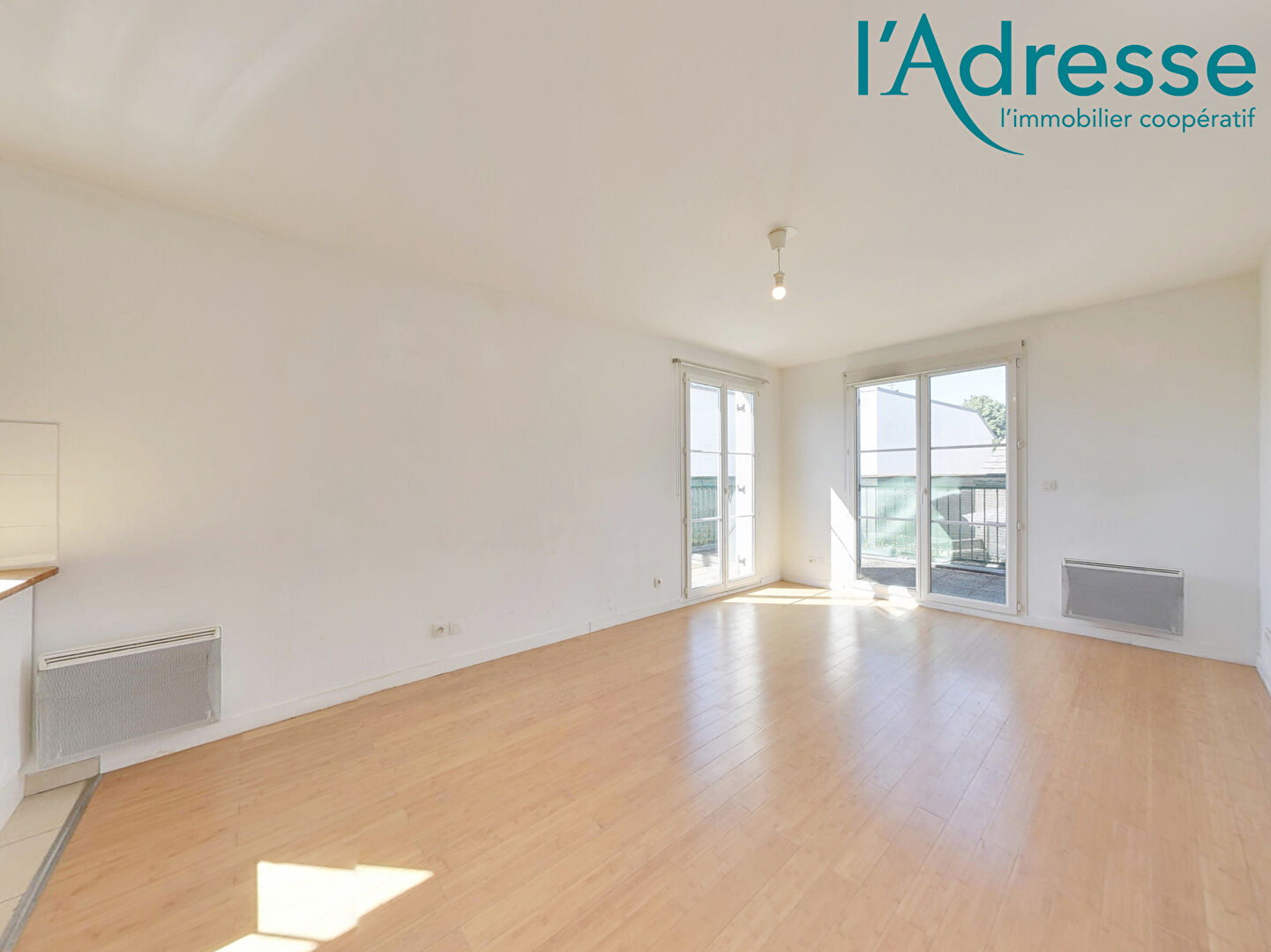 Roissy-en-Brie (77) Exclusif 229 000 € Appartement 3 pièces , 2 chambres 60.00 m² Avec terrasse