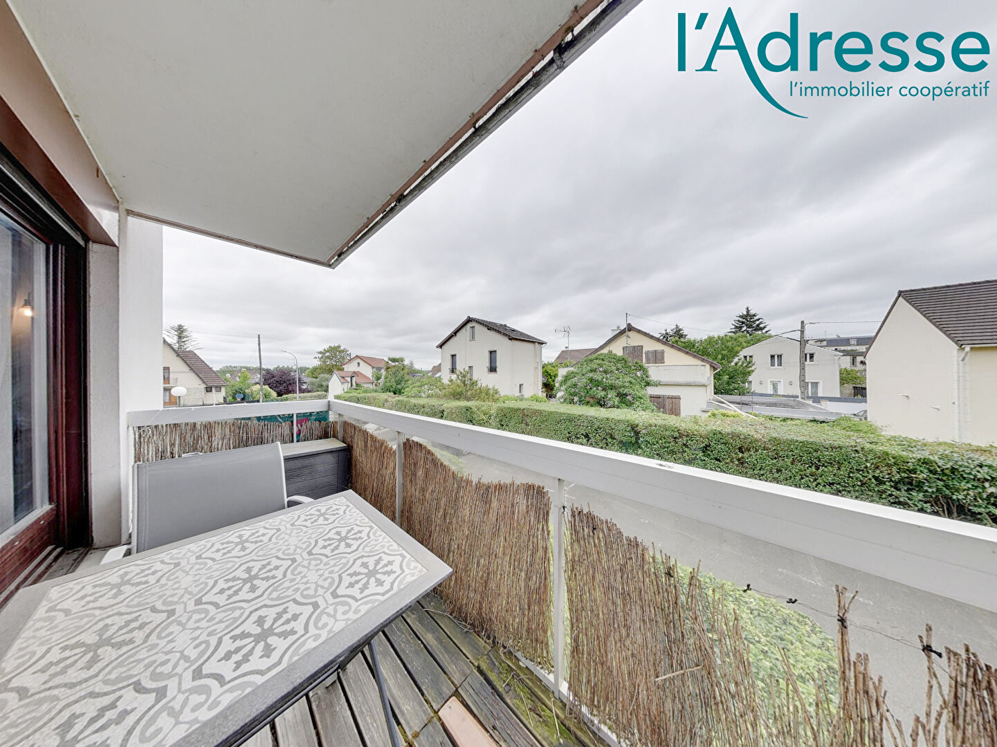 à 3 km de Le Plessis-Trévise Exclusif 224 000 € Appartement 2 pièces , 1 chambre 46.00 m² Avec balcon Voir le bien