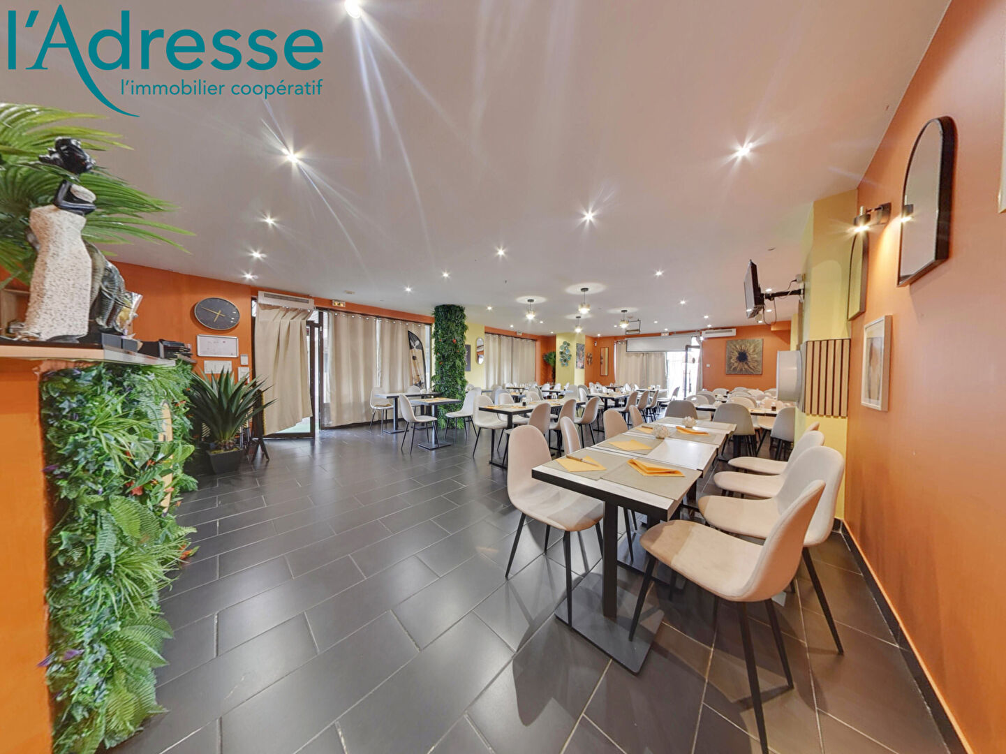 Local commercial NOISY LE GRAND (93160) 146.00 m&sup2;