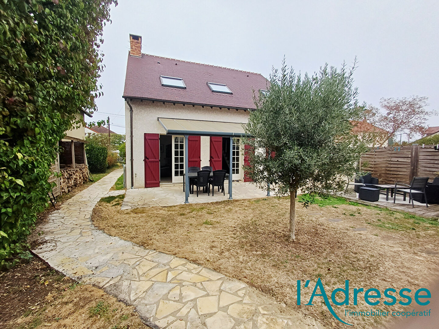 Champs-sur-Marne (77) 509 000 € Maison 6 pièces , 5 chambres 167.00 m² Avec jardin, terrasse, garage/box