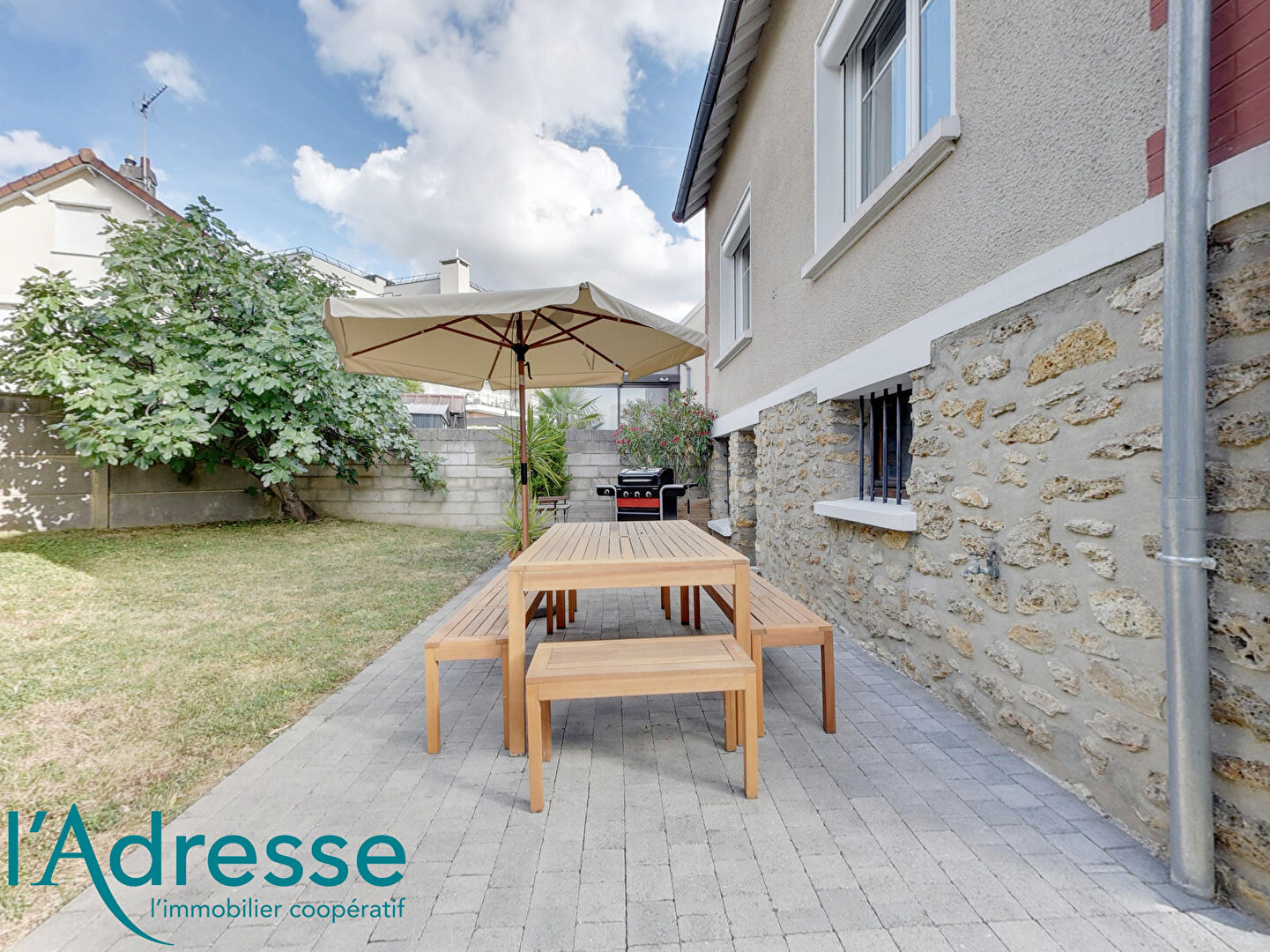 Noisy-le-Grand (93) Exclusif 495 000 € Maison 6 pièces , 4 chambres 125.00 m² Avec jardin, garage/box