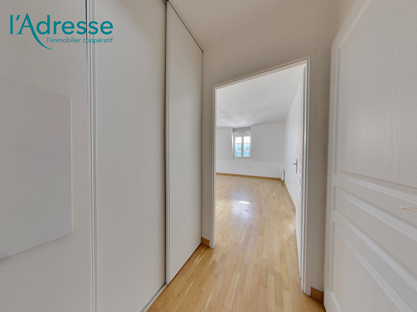 Noisy-le-Grand (93) Exclusif 209 000 € Appartement 2 pièces , 1 chambre 44.00 m²