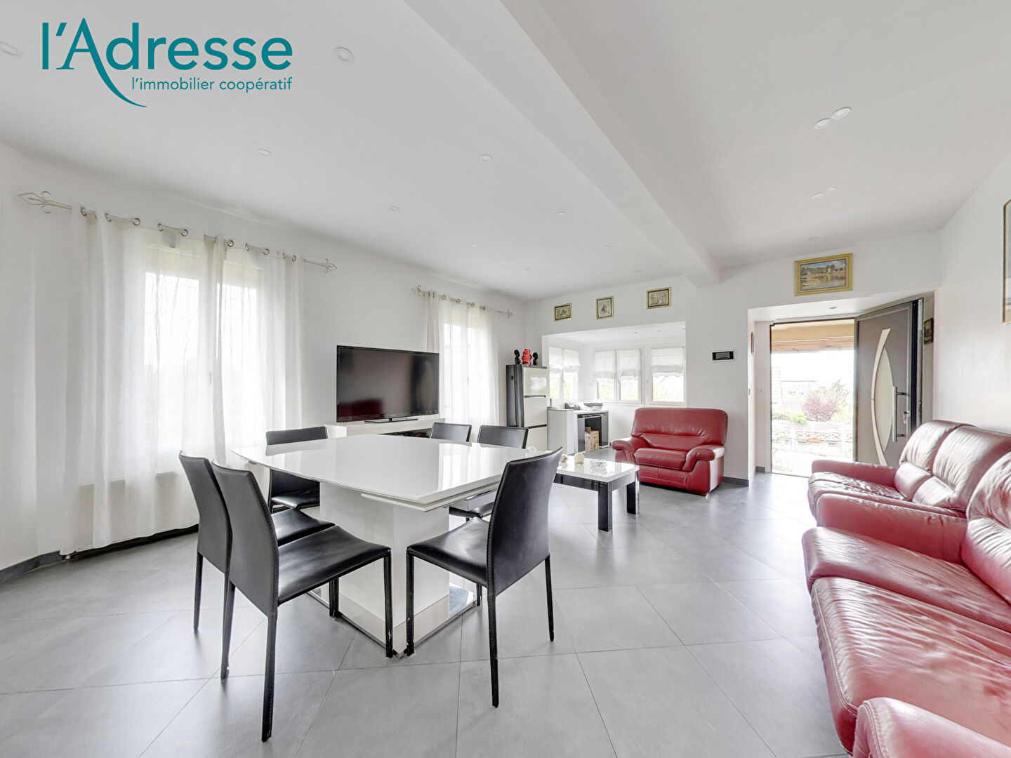 Noisy-le-Grand (93) 525 000 € Maison 5 pièces , 4 chambres 150.00 m² Avec jardin, terrasse, garage/box