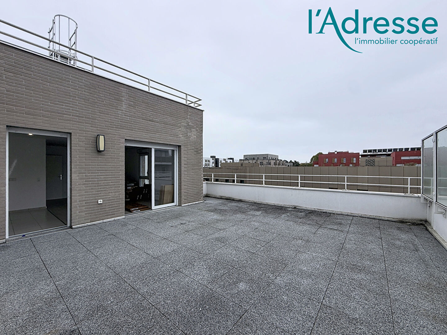 Appartement NOISY LE GRAND (93160) 3 pi&egrave;ces 65.00 m&sup2;