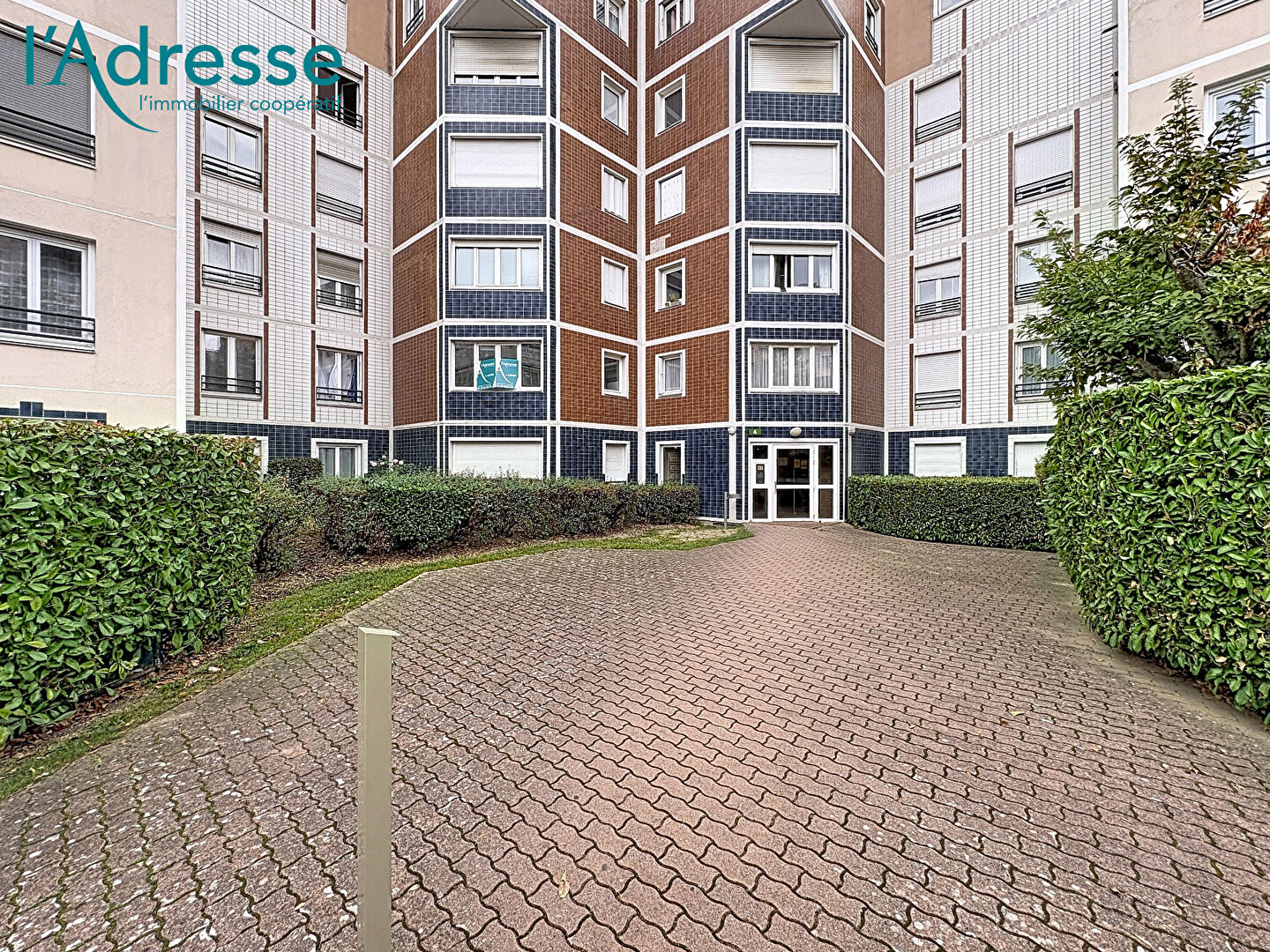 Appartement CHAMPS SUR MARNE (77420) 1 pi&egrave;ce 40.56 m&sup2;