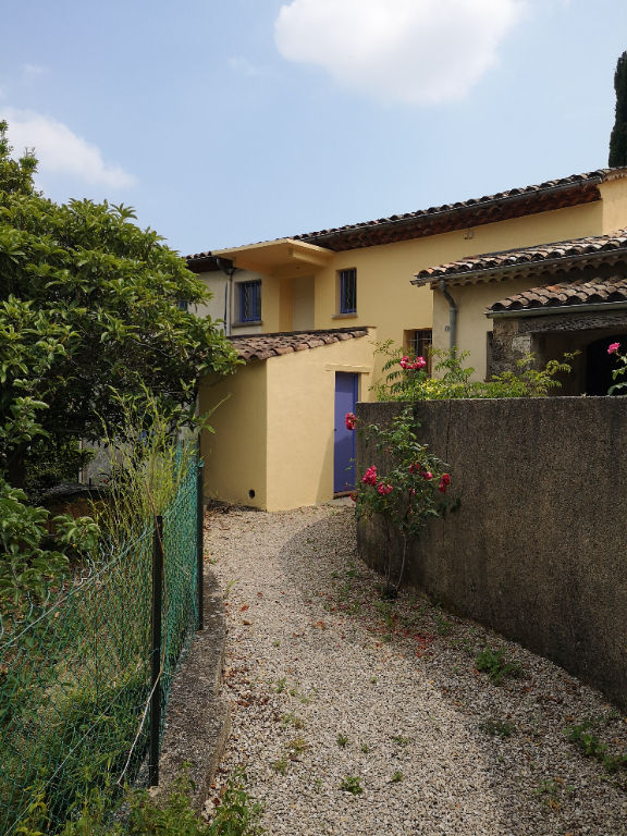 Appartement CHATEAUNEUF GRASSE (06740) 4 pièces 95.00 m²