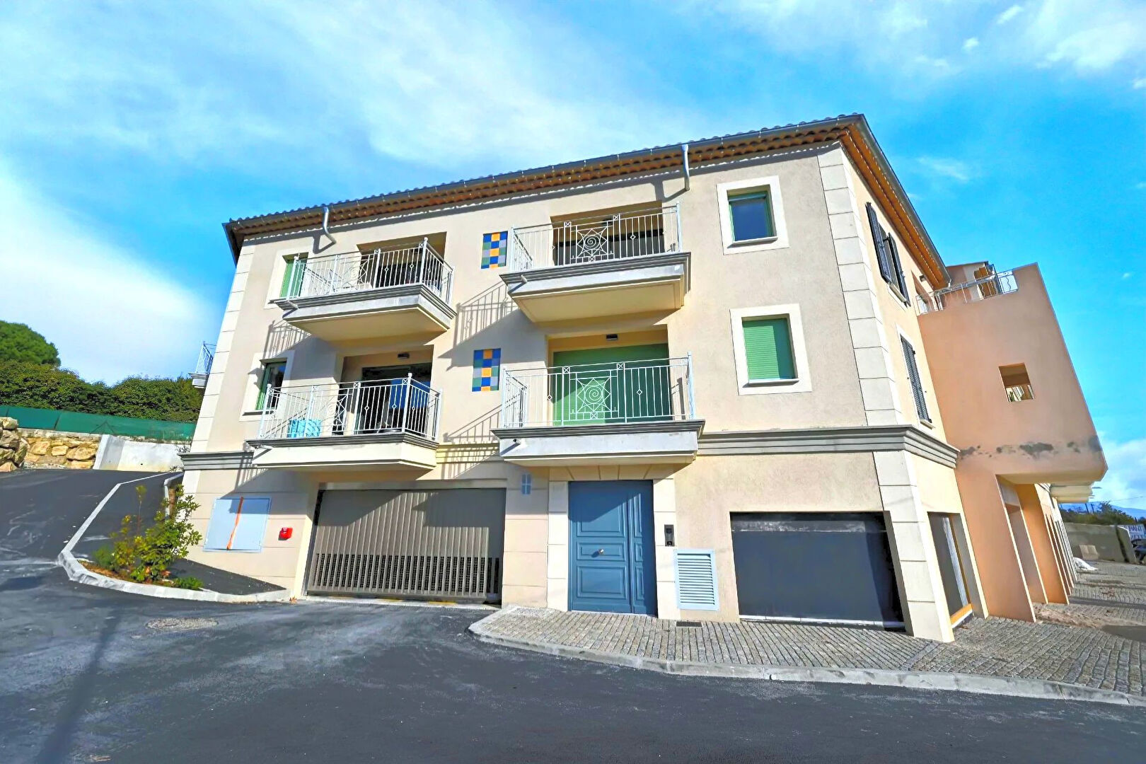 Appartement LE ROURET (06650) 2 pièces 44.00 m²