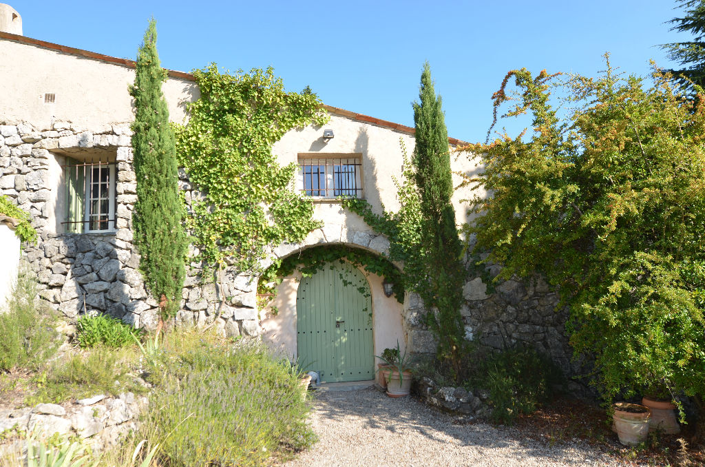 Maison LE BAR SUR LOUP (06620) 7 pièces 250.00 m²