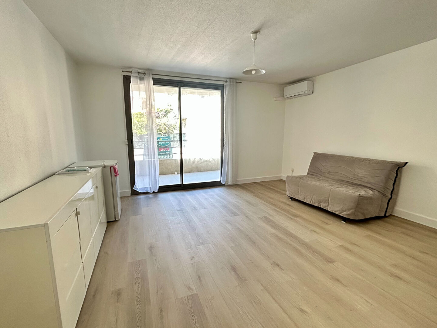 Appartement NICE (06100) 1 pièce 30.10 m²