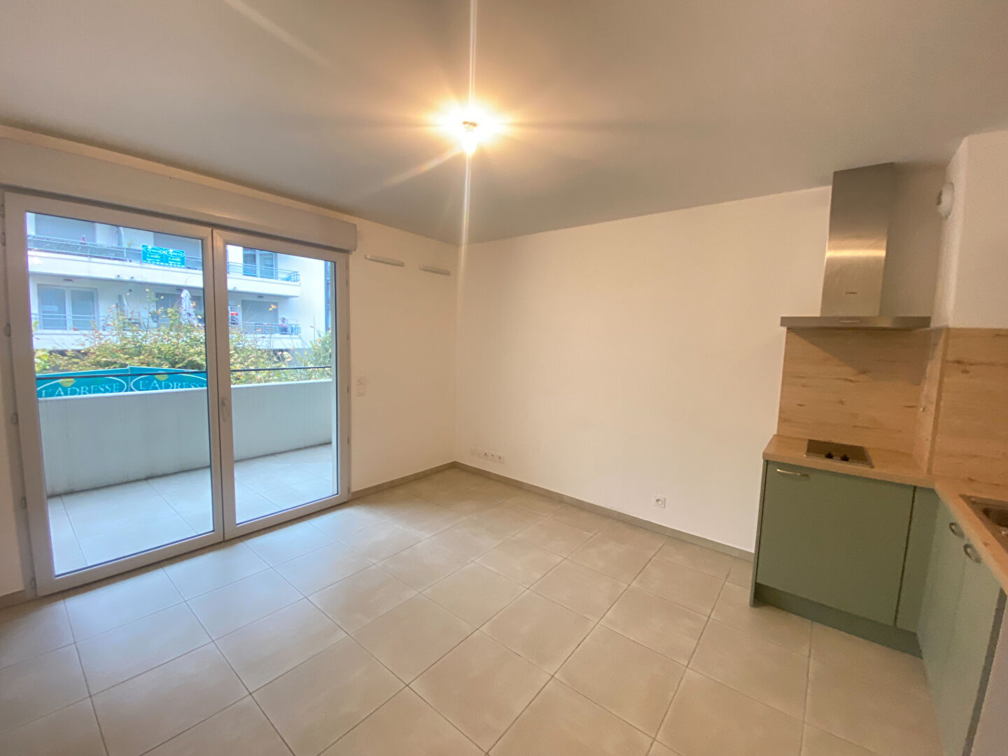 Appartement Nice (06100) 1 pièce 24.14 m²