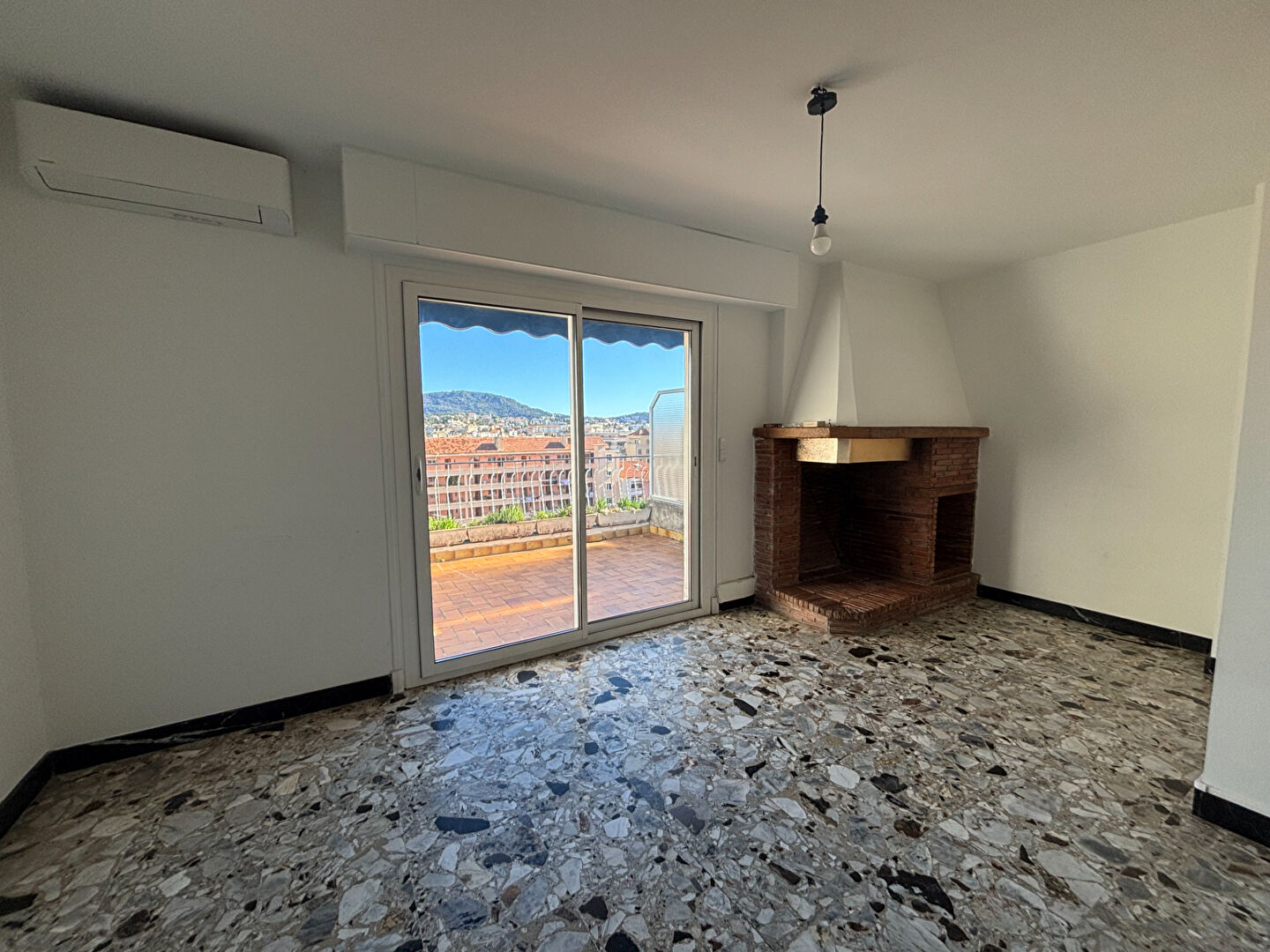 Appartement Nice (06100) 3 pièces 56.55 m²