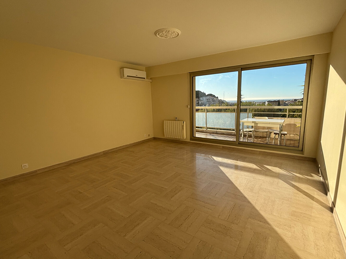 Appartement NICE (06100) 3 pièces 72.02 m²