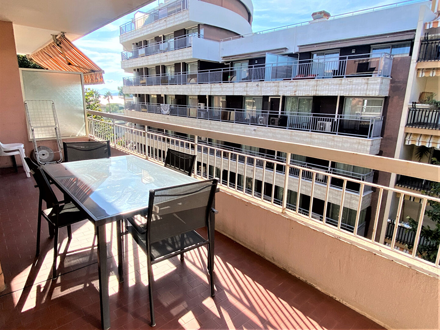 Appartement ANTIBES (06160) 1 pièce 28.70 m²