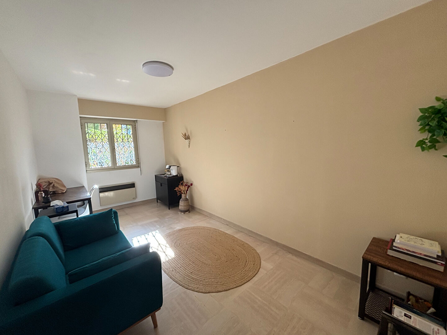 Local commercial NICE (06100) 56.61 m²