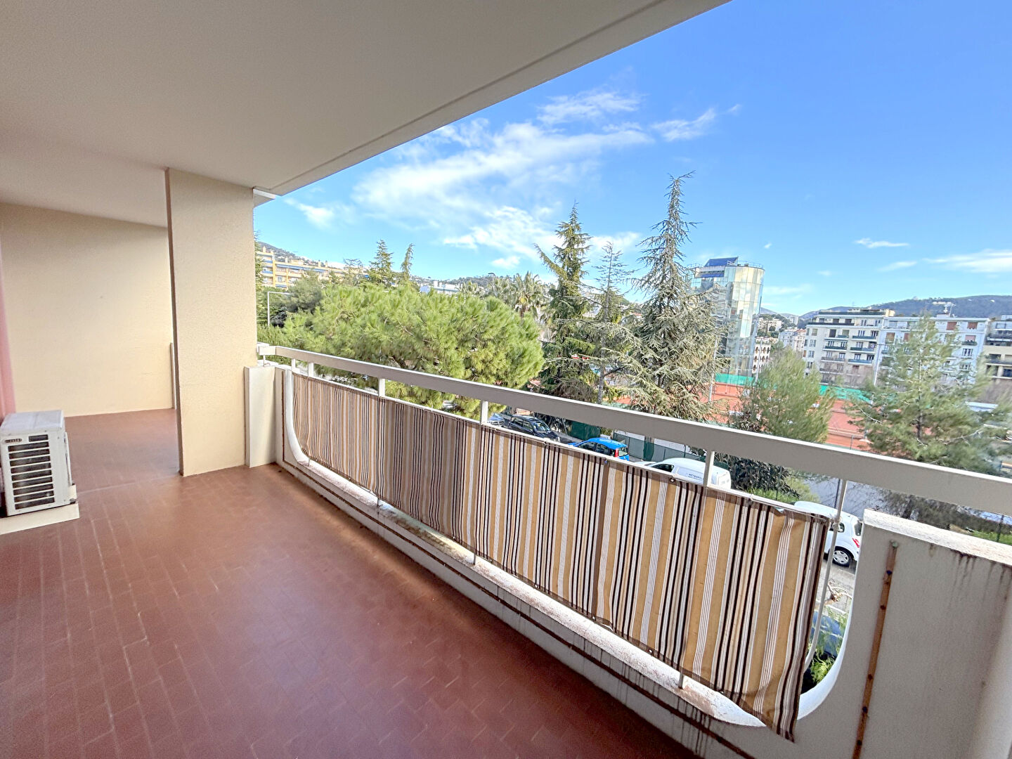 Appartement Nice (06100) 2 pi&egrave;ces 46.05 m&sup2;