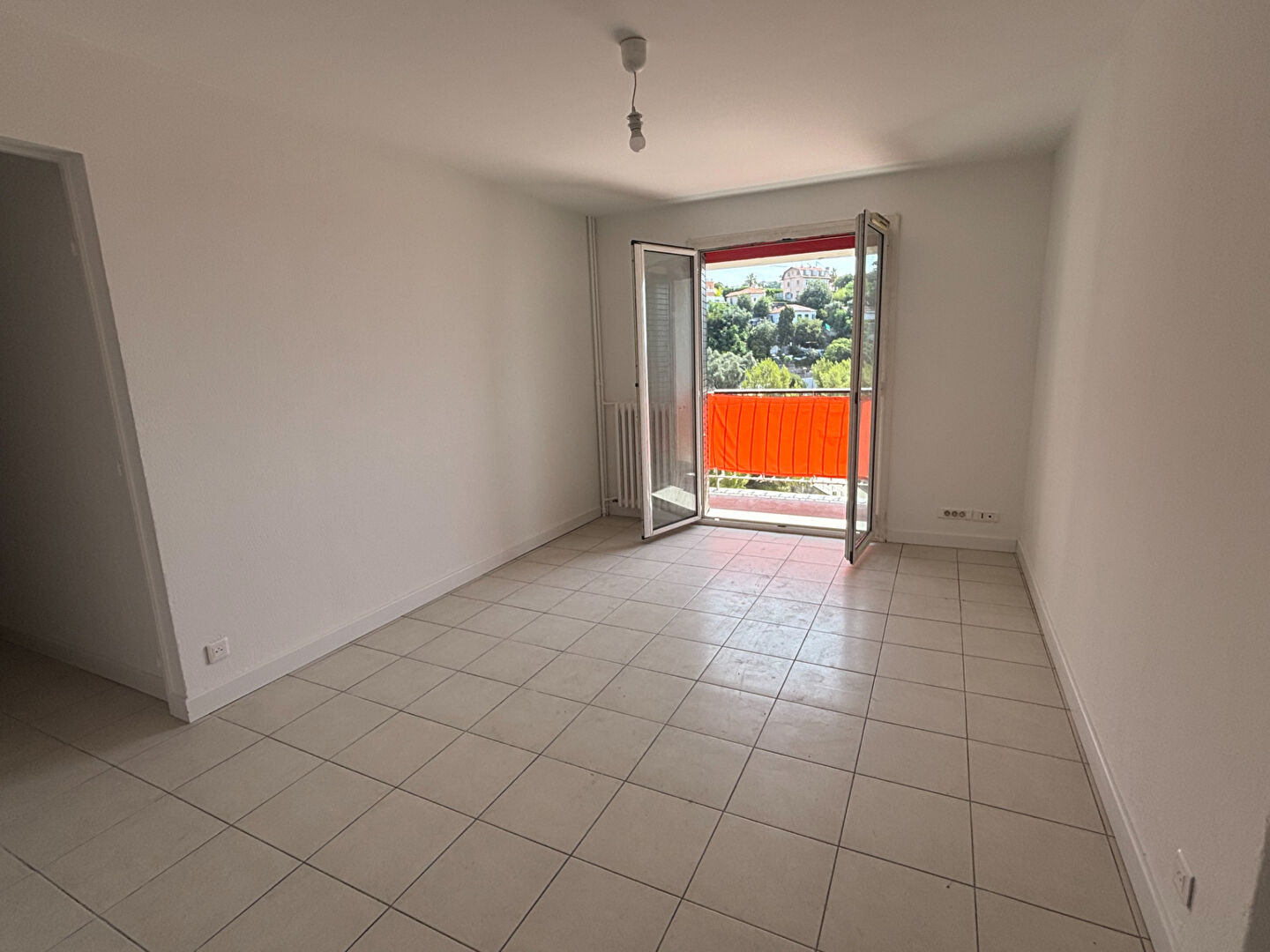 Appartement NICE (06100) 4 pi&egrave;ces 68.67 m&sup2;