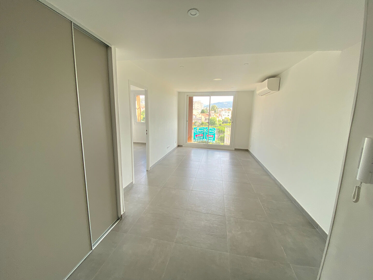 Appartement NICE (06100) 3 pi&egrave;ces 56.04 m&sup2;