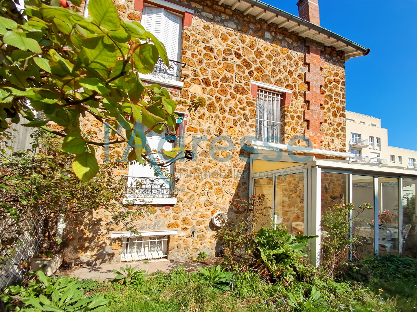 Maison SURESNES (92150) 4 pi&egrave;ces 80.00 m&sup2;