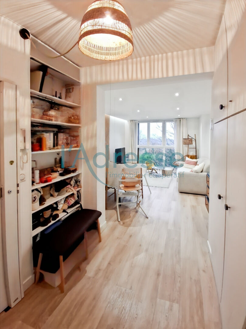 Appartement SURESNES (92150) 3 pièces 61.60 m²