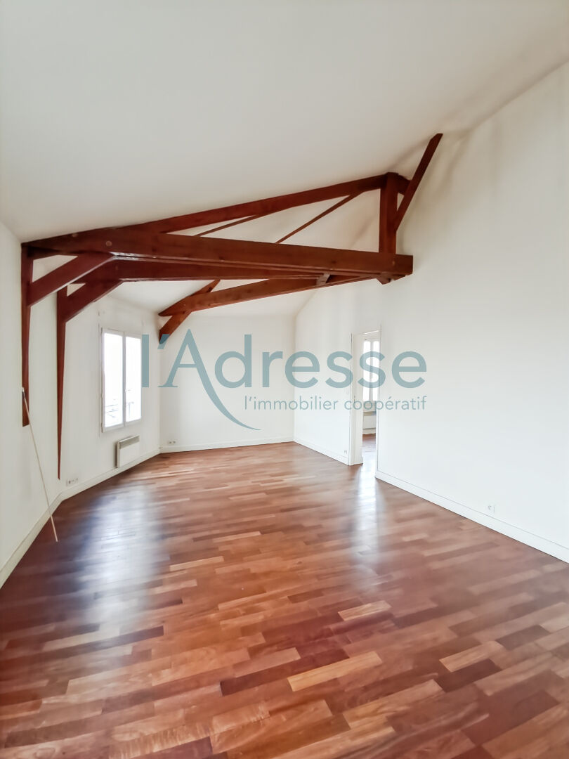 Appartement SURESNES (92150) 3 pièces 71.75 m²