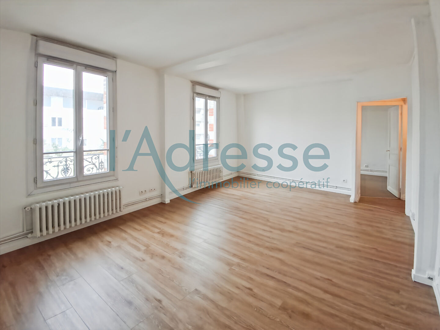 Appartement SURESNES (92150) 3 pi&egrave;ces 61.00 m&sup2;