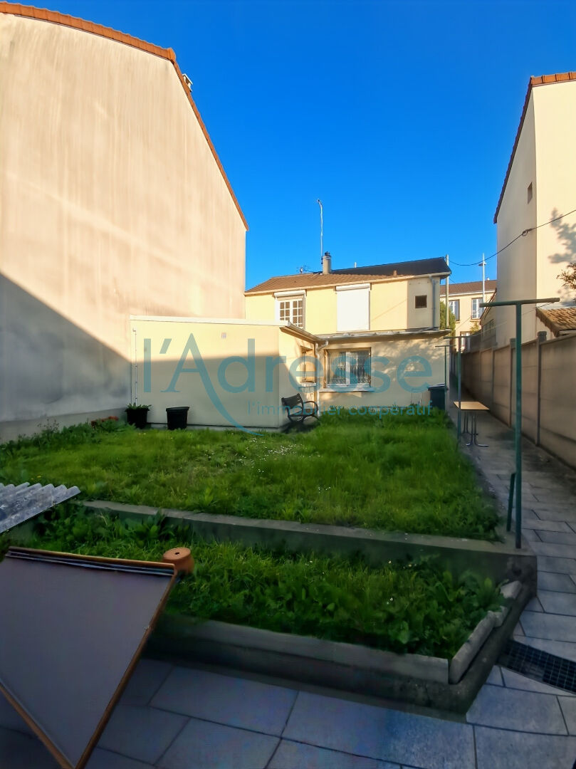 Maison NANTERRE (92000) 4 pi&egrave;ces 98.00 m&sup2;